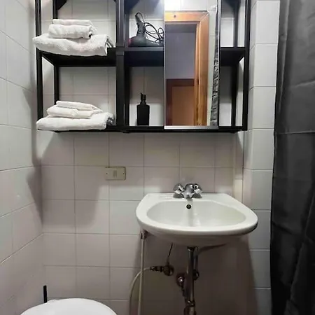 Monolocale In Centro Con Terrazzo شقة *